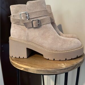 Madden Girl Pike Tan Moto Buckle Wrapped Straps Lug Sole Booties Size 9